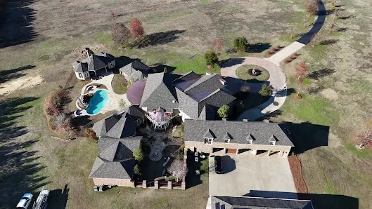 Elite Roofing & Gutters