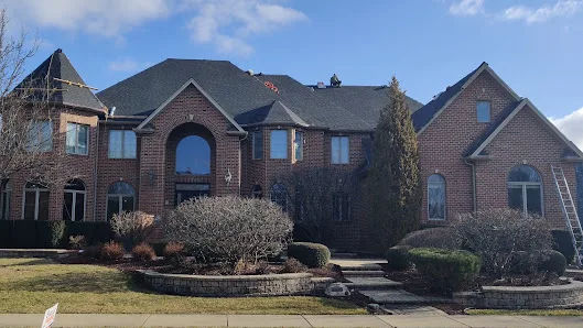 Everlast Exteriors of Illinois Inc