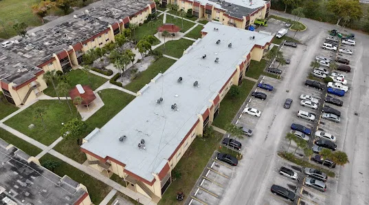 Gold Coast Construction LLC - Roofing Contractor