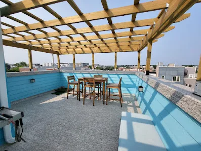 Hybrid Roofing and Renovations