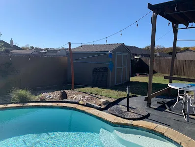 Lonestar Roofing And Construction