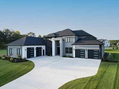 Pinnacle Roofing & Builders