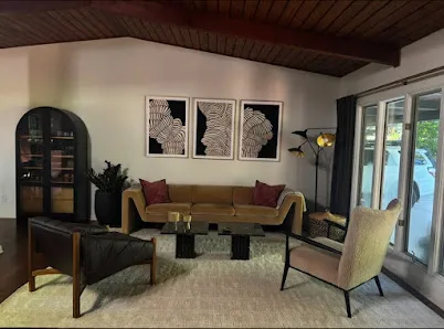 Rosie's Roofing and Restoration