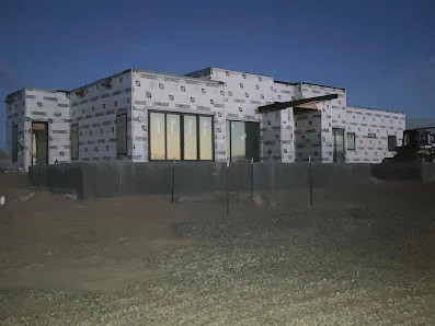 Splendid Builders & Roofing