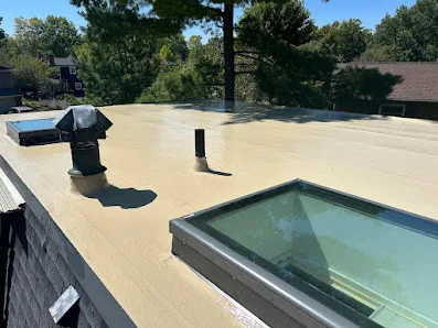 Structúr Industrial & Commercial Roofing & Maintenance