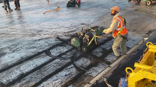 Structúr Industrial & Commercial Roofing & Maintenance